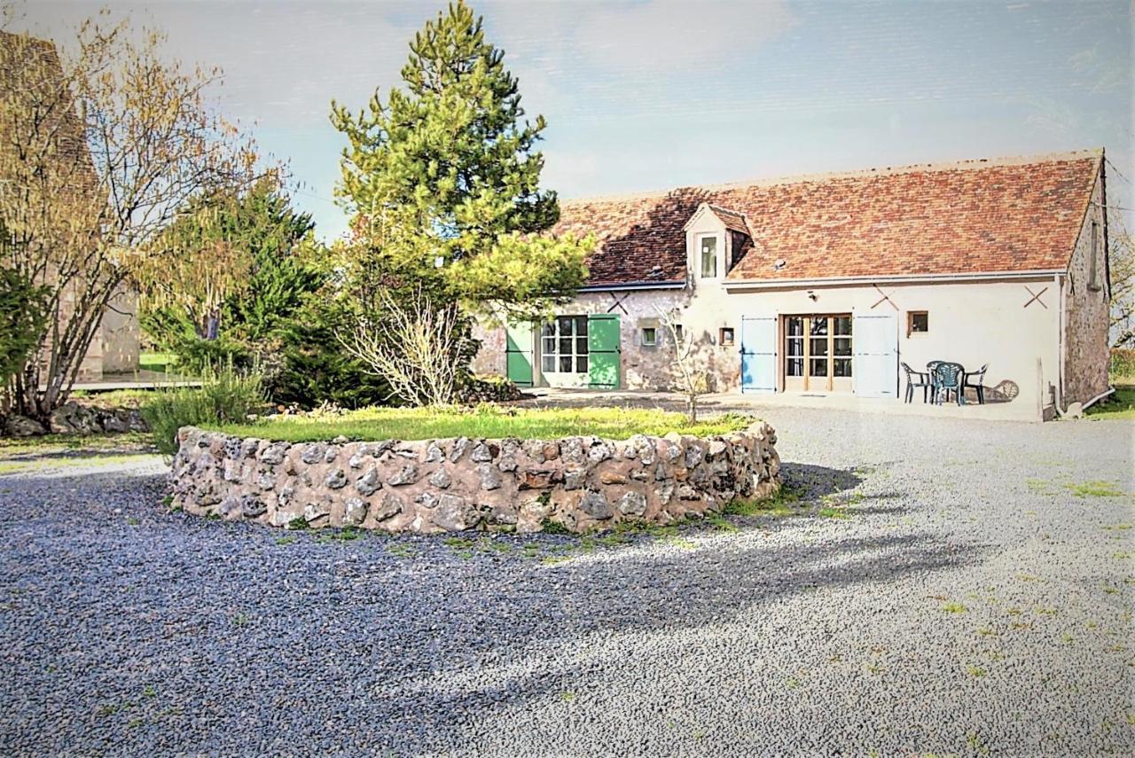 Gite De La Courtaudiere Le Petit-Pressigny Luaran gambar